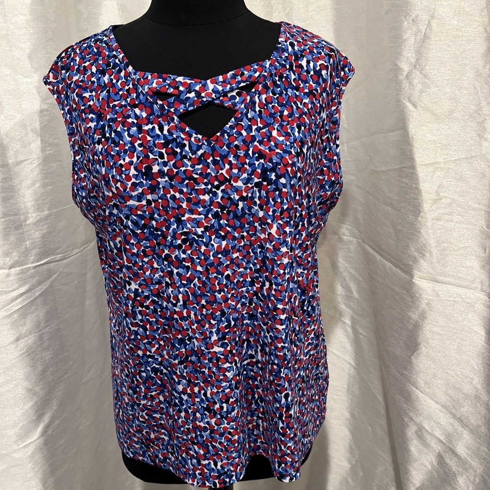 Jones Studio Ladies Top Sz XL Red White Blue Crisscross  Sleeveless‎ Pullover
